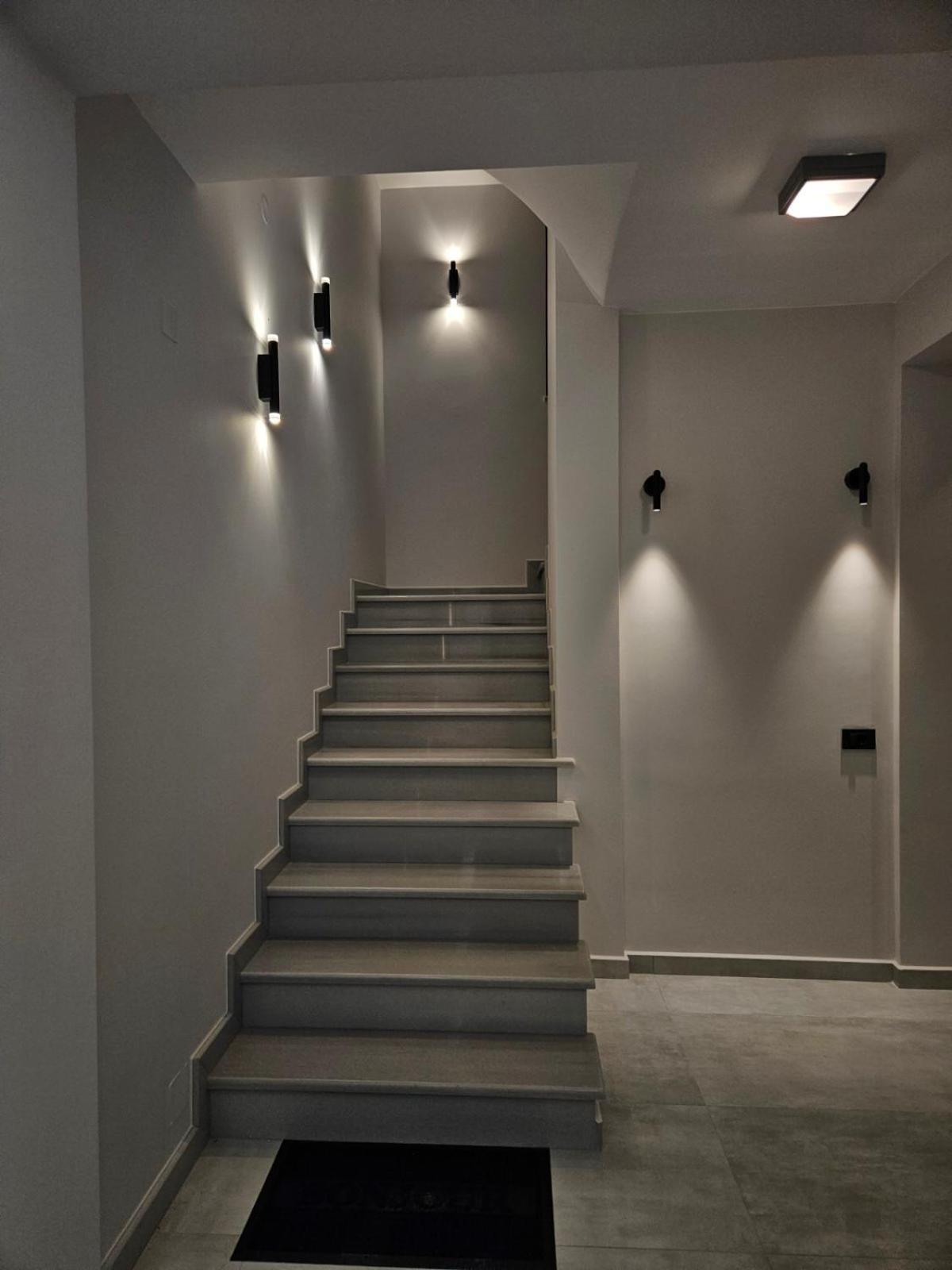Calm & Dreamy Luxury Apts Pírgos エクステリア 写真